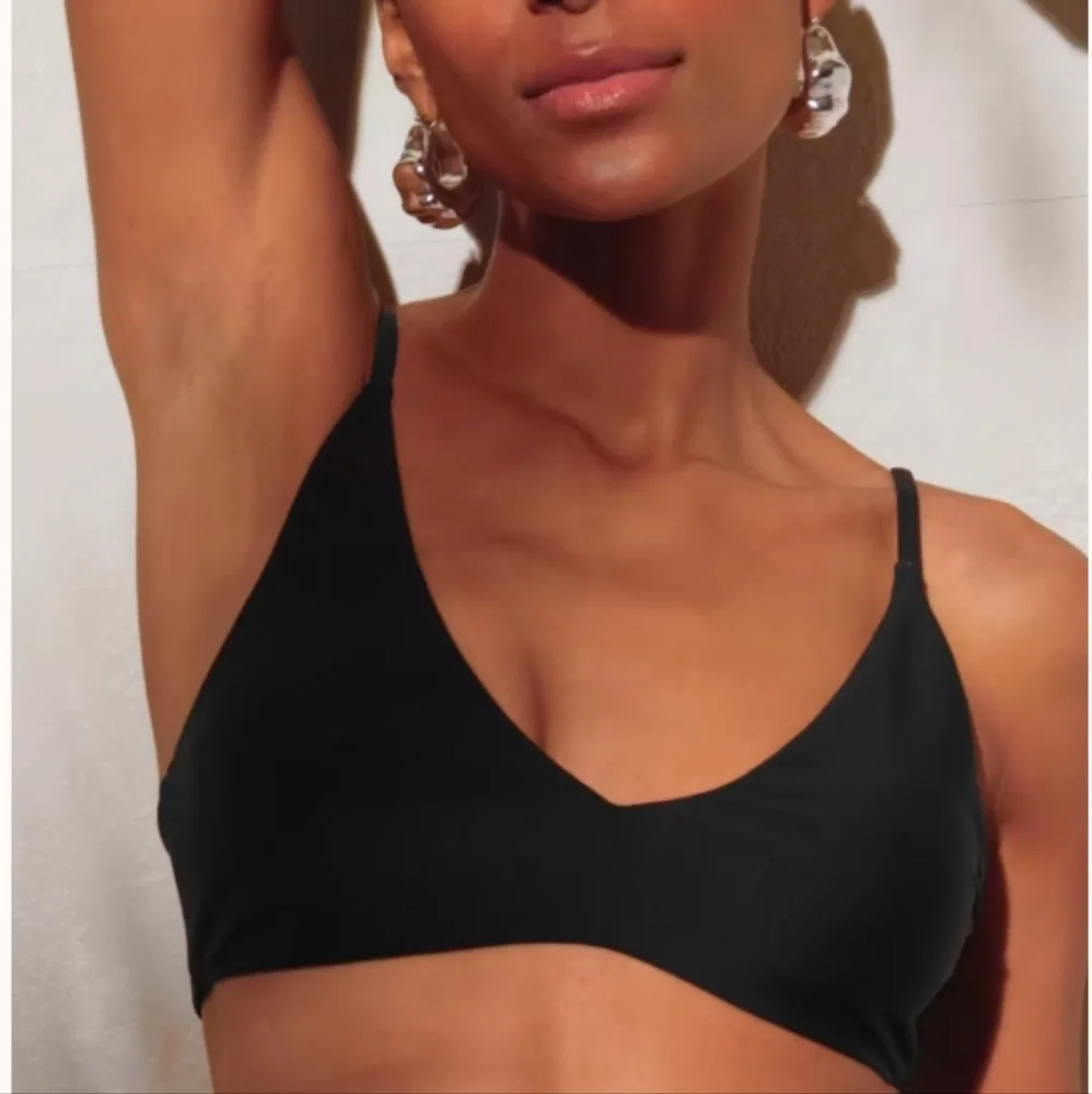 J.Crew Lana Bikini Top in Classic Sculpt - black